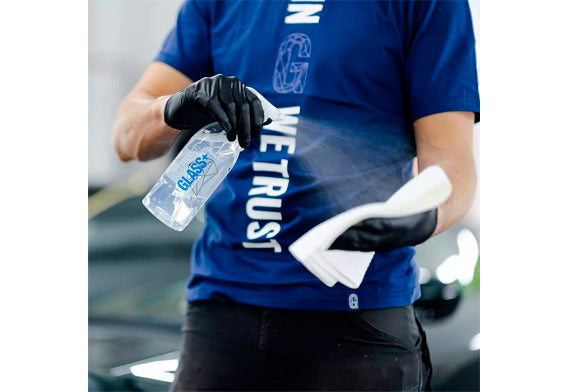Project-Auto.com Gyeon Q²M GLASS+ - 擁有疏水功能的玻璃清潔劑 洗車用品 香港 汽車車身專用 汽車玻璃鍍膜劑 雨敵 車窗 跣水 潑水 抗水 驅水效果 汽車用品