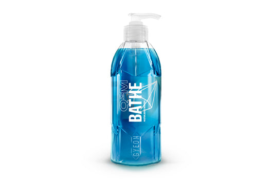 Project-Auto.com Gyeon Q²M BATHE - 基本級中性洗車液 洗車用品香港 車身專用 洗車液 清潔劑 汽車用品 GYEON Q²M Bathe 中性洗車液 pH中性洗車液 基本級洗車液 日常洗車液 高濃度洗車液 潤滑洗車液 豐富泡沫洗車液 車身清潔 車漆清潔 鍍膜車適用 封蠟車適用 陶瓷鍍膜車 已鍍膜車漆 車漆安全 不傷鍍膜 不傷蠟層 不傷封體 車漆保護 減少刮痕 降低花痕風險 安全洗車 韓國製 韓國品牌 400ml 500ml 1000ml 1公升 4公升 洗車液 洗車香波 洗車水 汽車清潔 汽車美容 汽車護理 車主必備 愛車護理 香港汽車用品