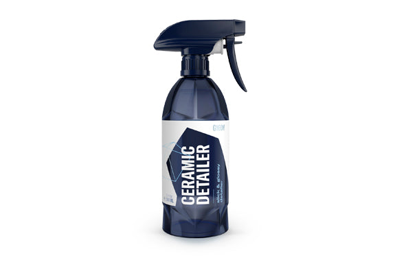 Project-Auto.com 香港 Q²M CERAMICDETAILER - 鍍膜維護劑 洗車用品 PPF車身鍍膜表面專用 修護劑 保護劑 清潔劑 汽車用品 GYEON Q²M CeramicDetailer 鍍膜維護劑 陶瓷鍍膜維護 車漆維護劑 SiO2配方 二氧化矽噴霧 陶瓷維護噴霧 噴霧封蠟 快速細節劑 二合一維護劑 提升光澤 增強光澤 車漆光澤 光滑觸感 絲滑觸感 疏水性 撥水效果 水珠效果 防污性能 自潔性能 抗靜電 防塵 鍍膜車適用 無鍍膜車漆適用 陶瓷鍍膜車 已鍍膜車漆 未鍍膜車漆 乾表面施工 濕表面施工 乾燥輔助 洗車後護理 日常維護 定期保養 每4週一次 效果達六週