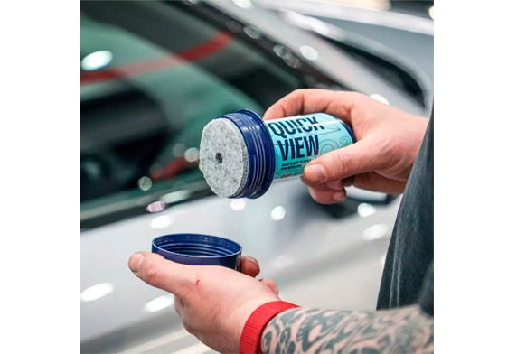 Project-Auto.com Gyeon Q² QUICKVIEW - 快速玻璃專用鍍膜 洗車用品 香港 汽車車身專用 汽車玻璃鍍膜劑 雨敵 車窗 跣水 潑水 抗水 驅水效果 汽車用品 信賴品牌 汽車護理專家 清潔護理用品 汽車精品 汽車保養品 雨天駕駛 雨季安全 視線清晰 玻璃清潔 獨特瓶身設計 毛氈塗抹器 數秒施工 新手友善 DIY施工 易於應用 塗抹均勻 打圈塗抹 風乾5分鐘 微濕布擦拭 避免陽光直射 香港用語 汽車擋風玻璃 側窗玻璃 後視鏡 透明表面 行車視野 安全駕駛 雨季駕駛 豪雨行車 玻璃透明度 降低雨刷摩擦 防止刮痕 防止污漬 高端車輛 名車護理 跑車護理