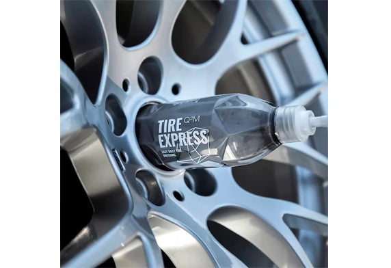 Project-Auto.com Gyeon Q²M TIRE EXPRESS 還原輪胎的光澤 洗車用品香港 車胎鍍膜 清潔劑 汽車用品 輪胎塗抹海綿 均勻塗抹 專業輪胎護理 自然啞光外觀 不油亮 不反光 持久潔淨 減少洗車頻率 駕駛後保養 雨天防護 長途駕駛防護 紫外線防護 防止輪胎龜裂 防止輪胎老化 橡膠保養 延長輪胎壽命 提升整體外觀 車輛細節 車身細節 完美主義者 汽車愛好者 實用好物 人氣商品 口碑行銷 網路推薦 社群推薦 開箱文 使用教學 簡易步驟 快速施工 專業級效果 香港行貨 快速出貨 現貨供應 會員優惠 滿額免運 免費送貨