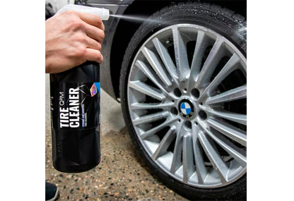 Project-Auto.com Gyeon Q²M TIRECLEANER 輪胎清潔劑 洗車用品香港 車胎清潔劑 汽車用品 去污漬 去鐵粉 原裝進口 噴灑式清潔 快速清潔 即時清潔 夏季護理 雨季護理 日常保養用品 舊胎蠟去除 深層積垢 橡膠深層清潔 恢復自然質感 輪胎深色澤 解決褐色灰塵 輪胎顏色變淡 強效清潔 溫和配方 初學者適用 專業推薦 適用所有橡膠 輪胎側壁 20ml每胎 泡沫變色指示 清潔效果可見 徹底潔淨 定期深層清潔 提升胎蠟效果 延長保護時效 安全配方 不傷輪圈 Q²M Tire Express前置 輪胎護理步驟 專業細節 車主必備清潔劑