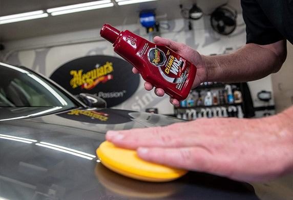 MEGUIAR'S 美光  Cleaner Wax 打蠟 鍍膜 洗車用品 汽車用品 花痕修復 修補  車身網紋 車身光澤 保養 持久保護 蠟層保護 形成保護層 保護車漆 適用透明漆 適用單層漆 適用各種車漆 適用頻繁使用車輛 液態蠟方便施工 容易塗抹 容易擦拭 海綿施工 手動打蠟 美國製造 美國原裝 Made in USA 473ml 16oz
