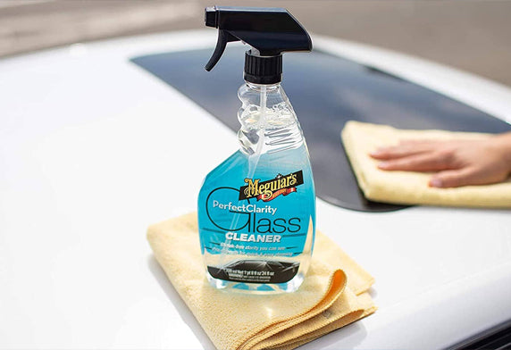 MEGUIAR'S 美光  Perfect Clarity Glass Cleaner 汽車玻璃清潔 汽車玻璃窗 洗車用品 汽車用品 保養 高效汽車清潔 防霞氣 防污漬 去污 除塵 玻璃清潔劑推薦 無痕清潔 防靜電 光滑表面 抗污 易清潔 玻璃光亮 玻璃透亮 玻璃清晰 玻璃維護 汽車玻璃護理 擋風玻璃清潔劑 車窗清潔劑 四季適用 日常保養用品 專業玻璃清潔 頂級玻璃保護 業界標竿 細節大師 汽車細節 專業細節處理 玻璃細節 車身玻璃 車窗玻璃 後擋玻璃 天窗玻璃 玻璃表面 玻璃清潔劑推薦 好用玻璃清潔 無痕玻璃清潔 玻璃防霧 玻璃防眩光 玻璃易清潔 玻璃降低維護 玻璃延長壽命

