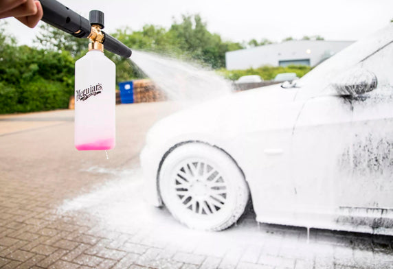 Meguiar's 美光泡泡洗車液 洗車水 洗車用品 美國原裝 pH中性配方 不傷車漆 不傷蠟層 不傷鍍膜 不破壞保護層 保護漆面 溫和清潔 深層清潔 分解污垢 去除油脂 去除塵垢 去除污染物 無接觸洗車 免擦洗 減少刮痕 減少太陽紋 減少漩渦紋 高潤滑性 潤滑配方