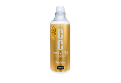 日本ProStaff CC Water Gold鍍膜劑補充裝，香港現貨發售。本品為CC Water Gold高級型號系列，採用高滲透力玻璃類奈米顆粒塗層成分，並添加濃艷的玻璃類高級光澤成分，形成W型雙重塗層效果，為愛車帶來前所未有的深邃光澤與透明感。洗車後直接在濕潤車身噴灑並擦拭即可完成施工，簡單方便。480ml大容量補充裝，適用於車身、窗戶玻璃、頭燈、輪圈、鍍鉻部件及車內儀表板。重複使用可形成更厚更硬的玻璃系保護膜，光澤度隨使用次數提升。香港潮濕多雨，本產品能有效維持車身光澤與撥水效果。Project-Auto香港汽車用品網店，滿HK$168免運費。