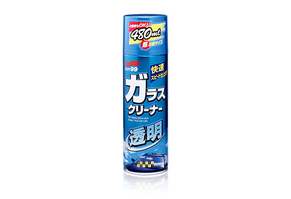 日本Soft99玻璃車窗清潔劑，香港現貨發售。這款玻璃清潔劑擁有極其細膩豐富的泡沫，能滲入污垢深層，徹底洗淨分解灰塵、指印與頑固污漬。新配方清潔擦拭不留痕跡，輕鬆快捷，且不產生油膜，讓灰塵無法黏著，提高車窗透明度，保障夜間行駛安全。容量480ml，適用於擋風玻璃、兩側車窗、倒車鏡等所有玻璃製品。使用前請先充分搖勻，距離玻璃約15-20cm噴射，再用潔淨乾毛巾將泡沫與污垢一併擦拭乾淨即可。本產品能防止靜電產生，減少灰塵與污垢附著，保持玻璃表面持久清潔與光滑。Project-Auto香港汽車用品網店，滿HK$168免運費。